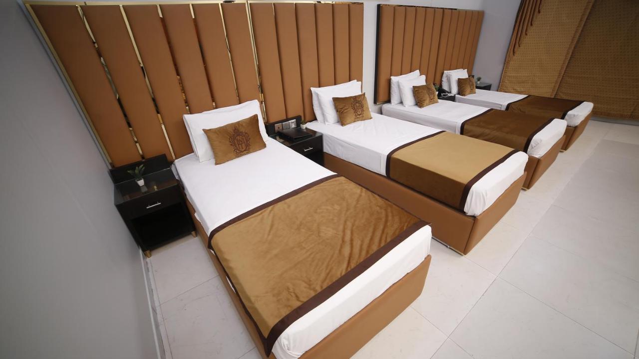 FOUR SQUARE BY WI HOTELS KARACHI 5* (Pakistan) - from US$ 36